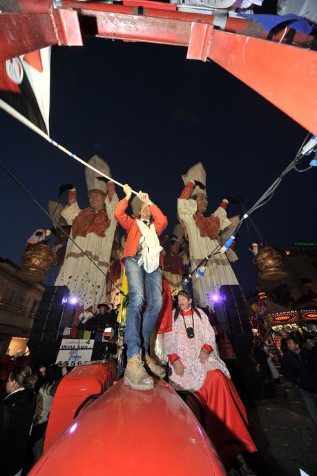 Ingrandisci la foto